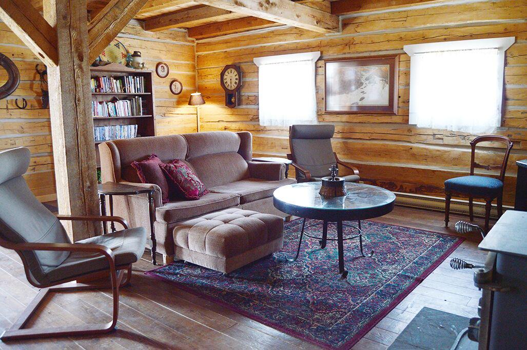 Clinton House | Meadow Lake Guest Ranch - Meadow Lake Roadhouse