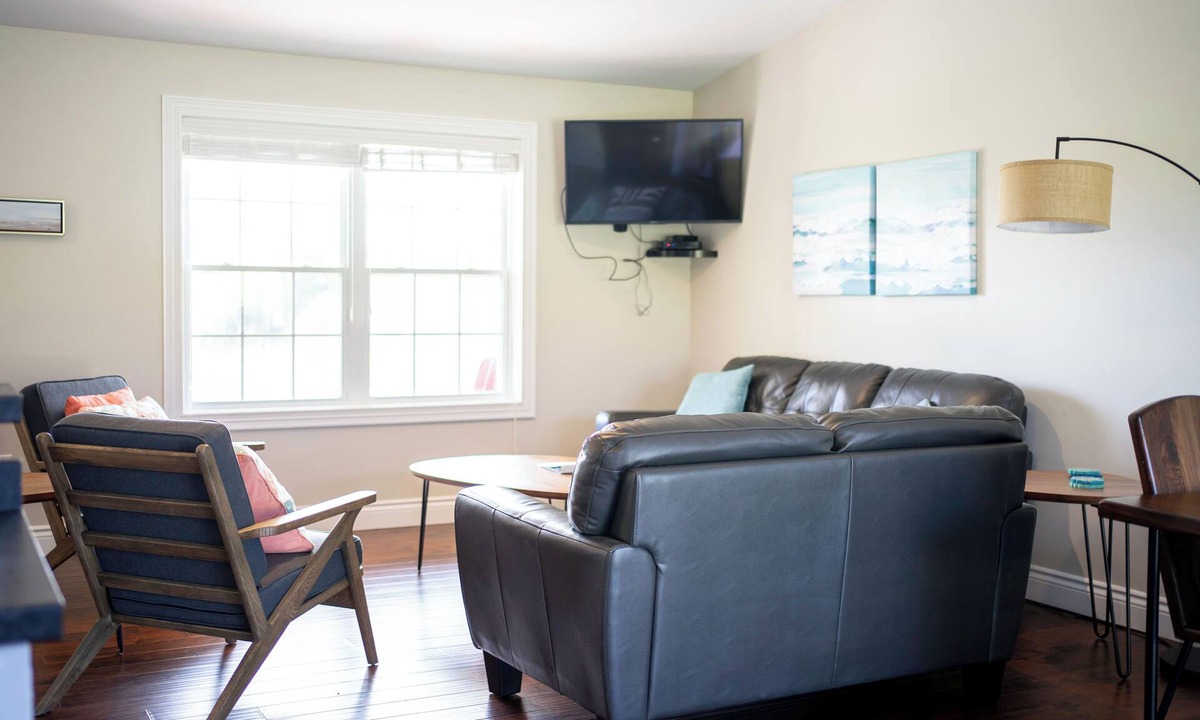 Stanley Bridge House | Meadowview Suites at The Gables of PEI Near Golf and Beaches