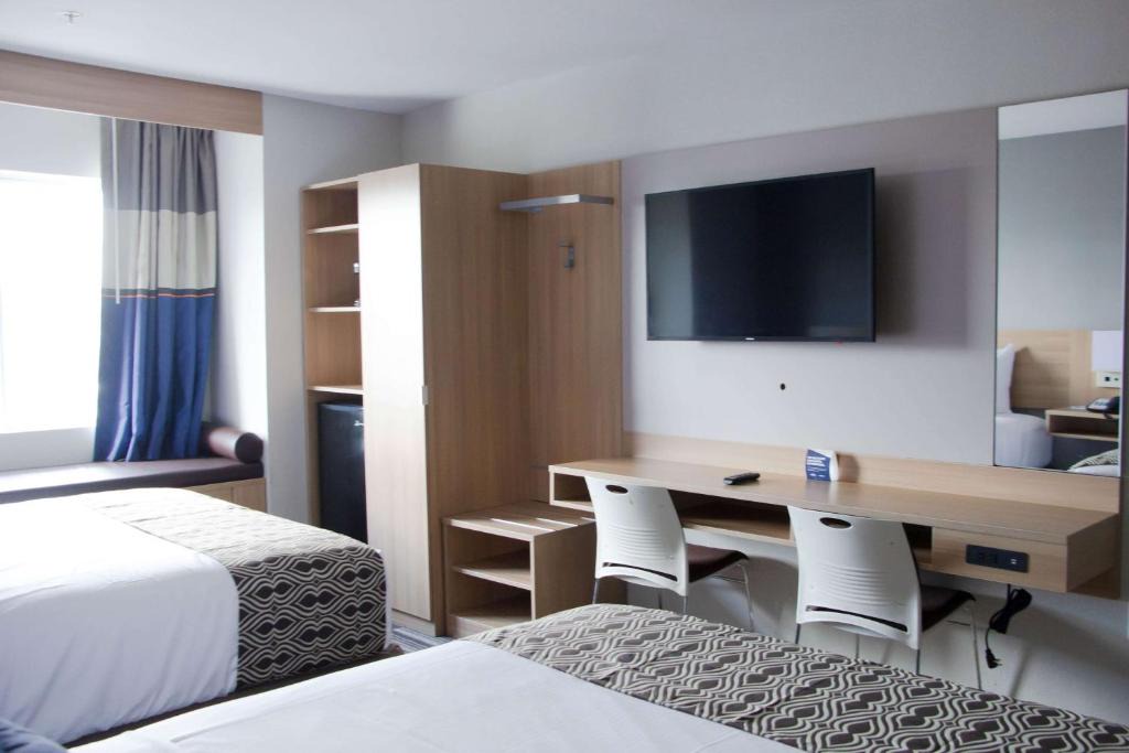 Jacksonville Hotel | Microtel Inn & Suites by Wyndham Camp Lejeune/Jacksonville