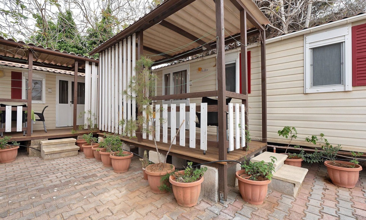 Castelvetrano RV Rental | Mobile Home 'Casa Mobile 12' with Shared Garden and Wi-Fi