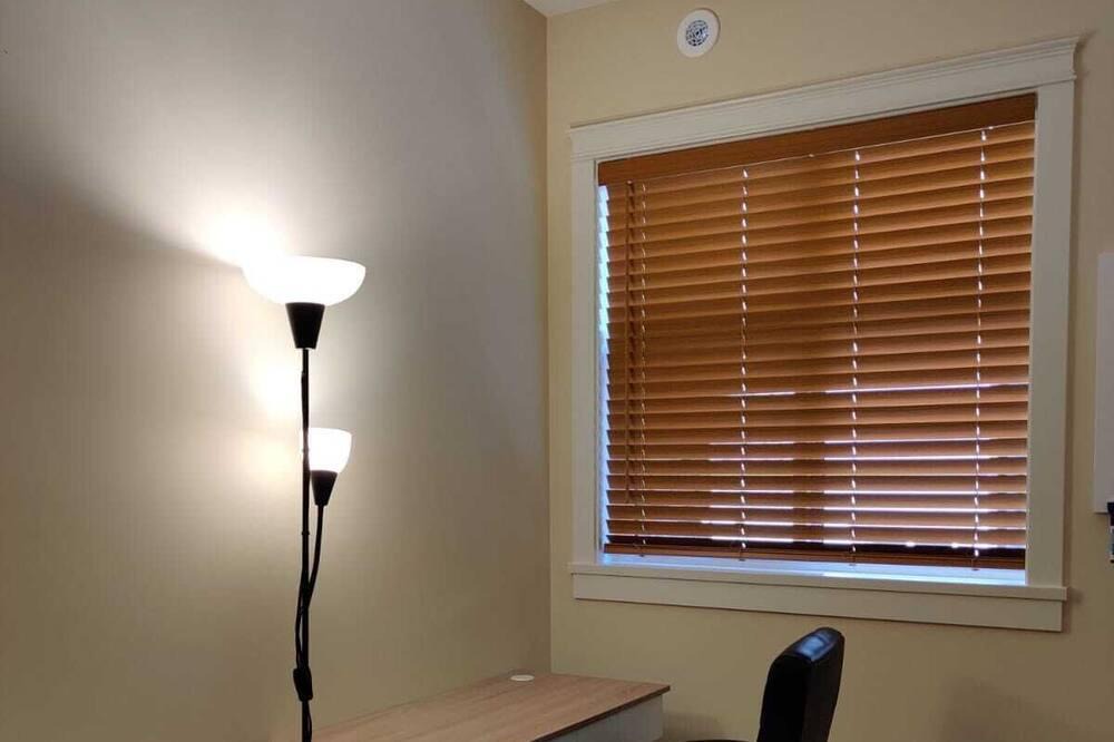 Willoughby Condo | Modern & Comfy 2brdm Condo in Langley | Close to Highway 1