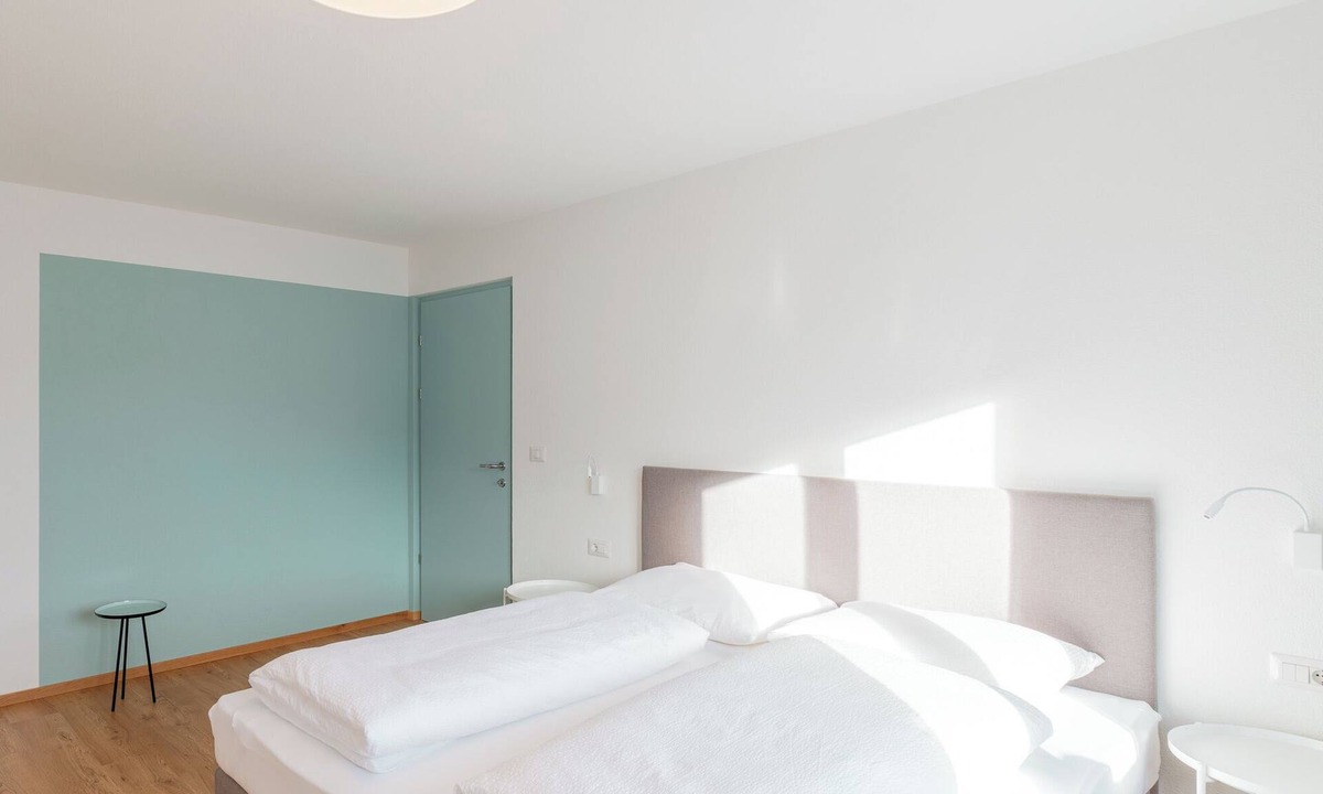 Valdaora di Mezzo Apartment | Modern "Hus Apartment - Nr. 4" with Balcony, Garden & Wi-Fi