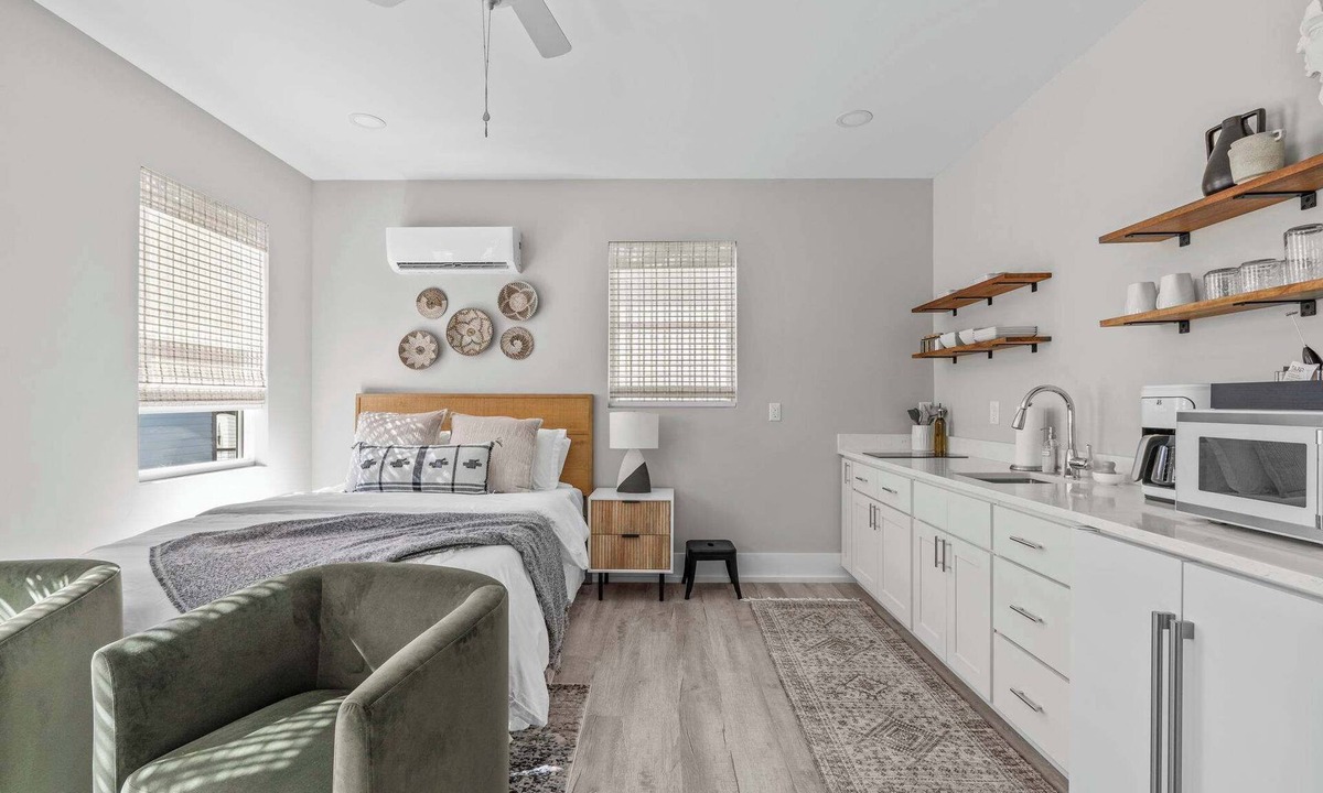 Durham Apartment | Modern Pet-Friendly Apartment in Downtown Durham