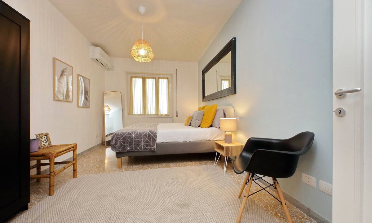 Pigneto Apartment | Modern spacious apartment and close to the subway!