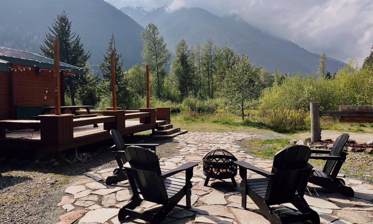Eastern Hillsides Cabin | Mountain Getaway with Pond View and Fire Pit in Sunshine Valley. Pet friendly!