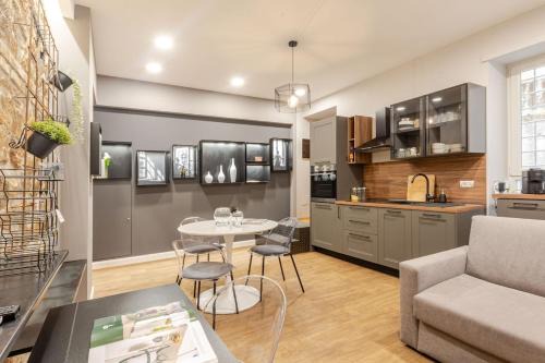 Quartiere Coppede Apartment | My Happy Place Rome Coppedè