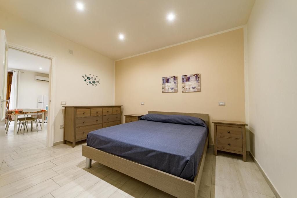 Altavilla Milicia Apartment | Naranji House Blue - Relax