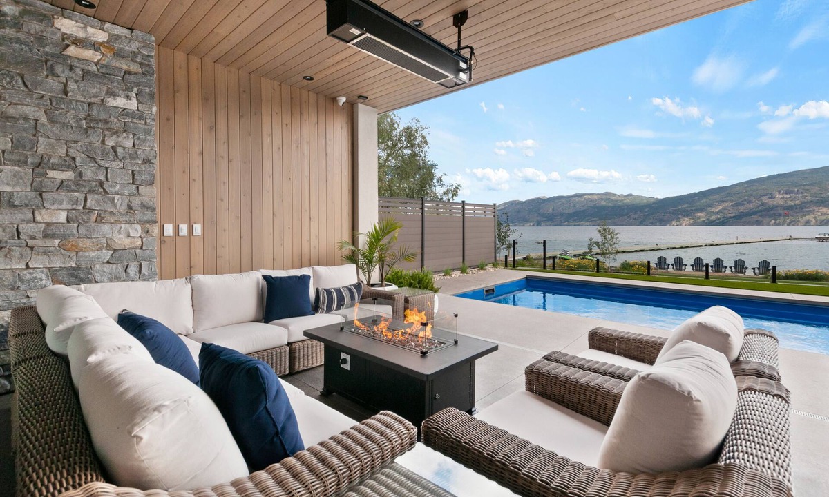 Okanagan-Similkameen House | New Luxury Lakefront Home