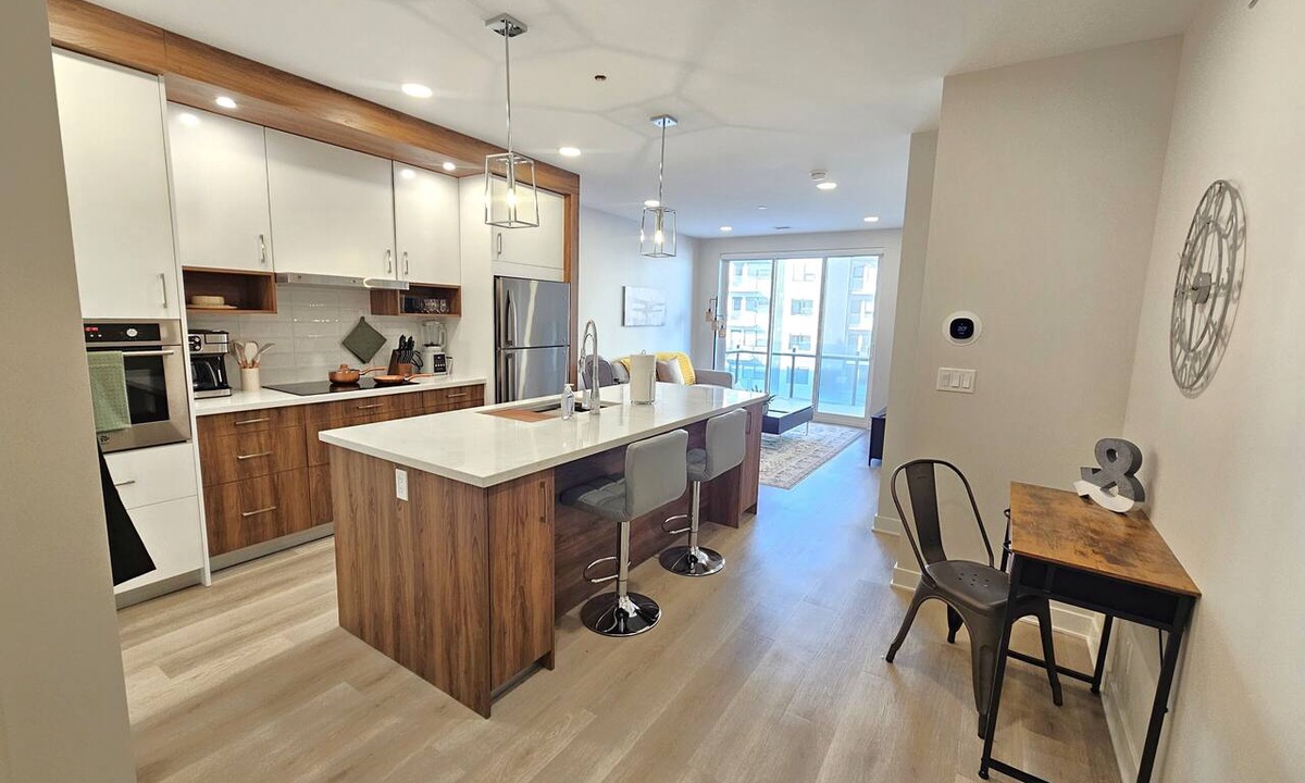 University District Apartment | New Modern Suites in YYC UniDistrict - Pet Friendly, Heated Underground Parking