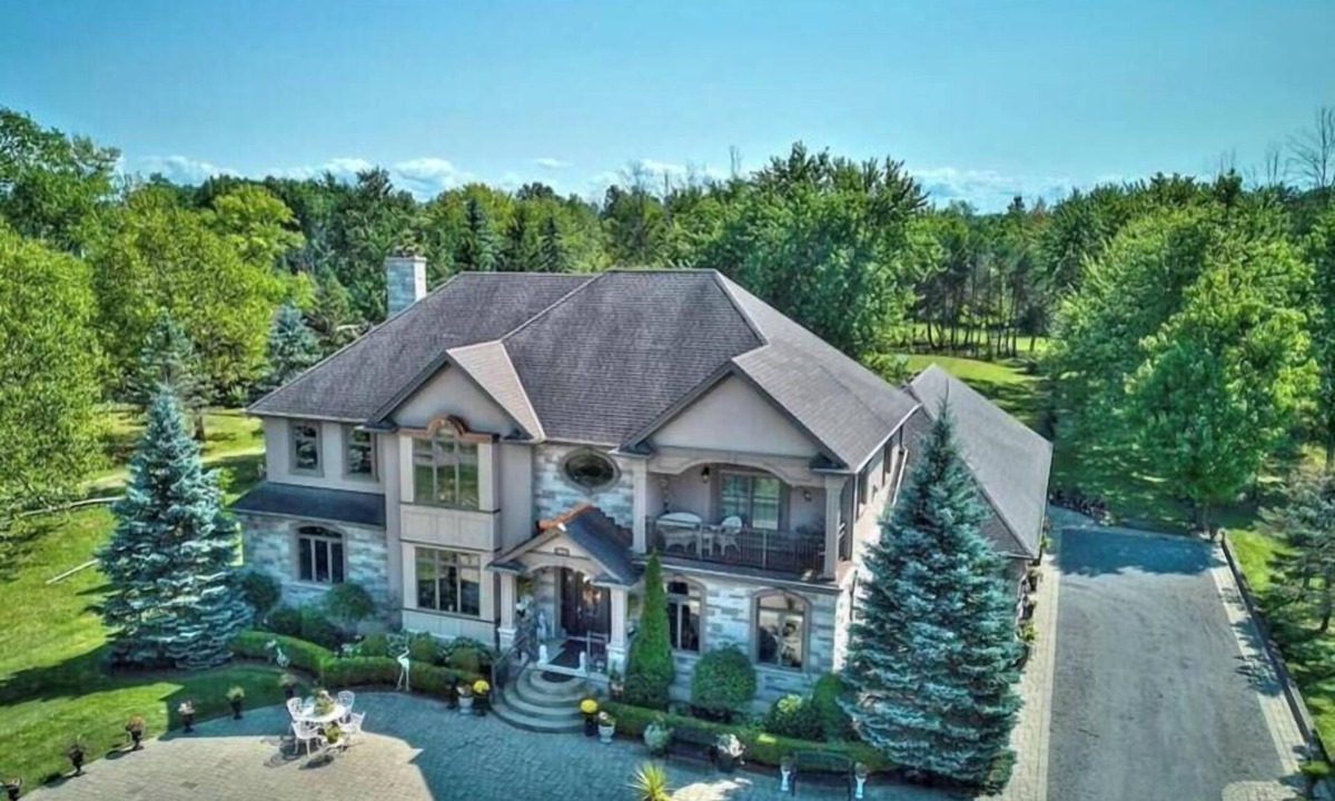 Fort Erie House | Niagara River Idyll * Luxurious King Ensuite