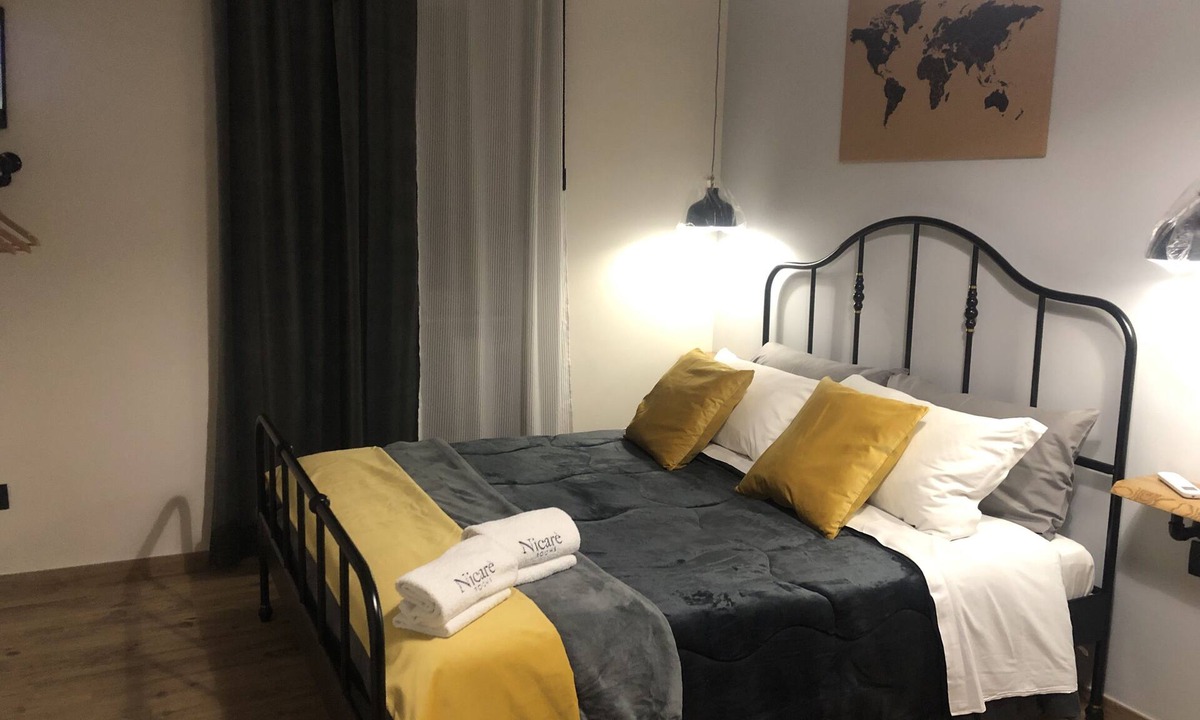 Agrigento House | Nicarè Rooms Black Room Historic Center and City Center Agrigento