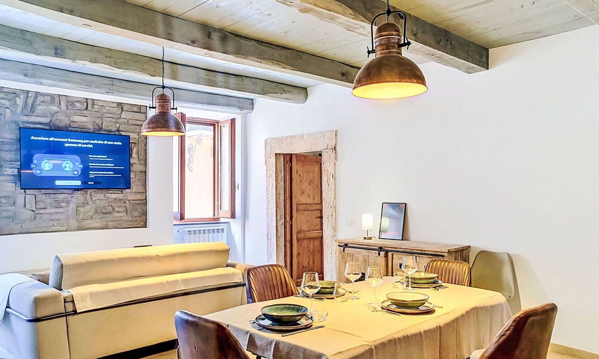 Monterotondo Apartment | Nice apartment for 5 guests with WIFI, A/C and balcony
