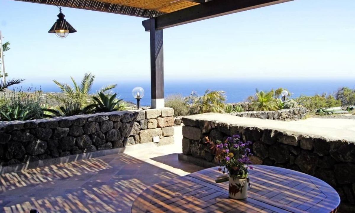 Kamma Apartment | Nice dammuso in a dominant and panoramic position!
