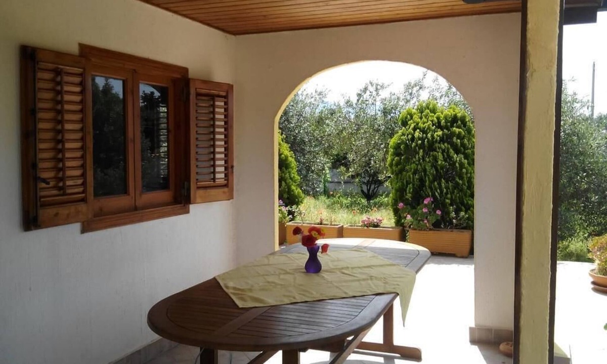Terrasini Villa | Nice Sicilian Villa with sea view and garden