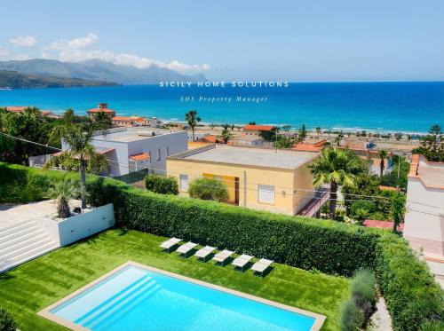 Alcamo Marina Apartment | Oasi Elegante Piscina di Lusso - vista panoramica By Sicily Home Solutions