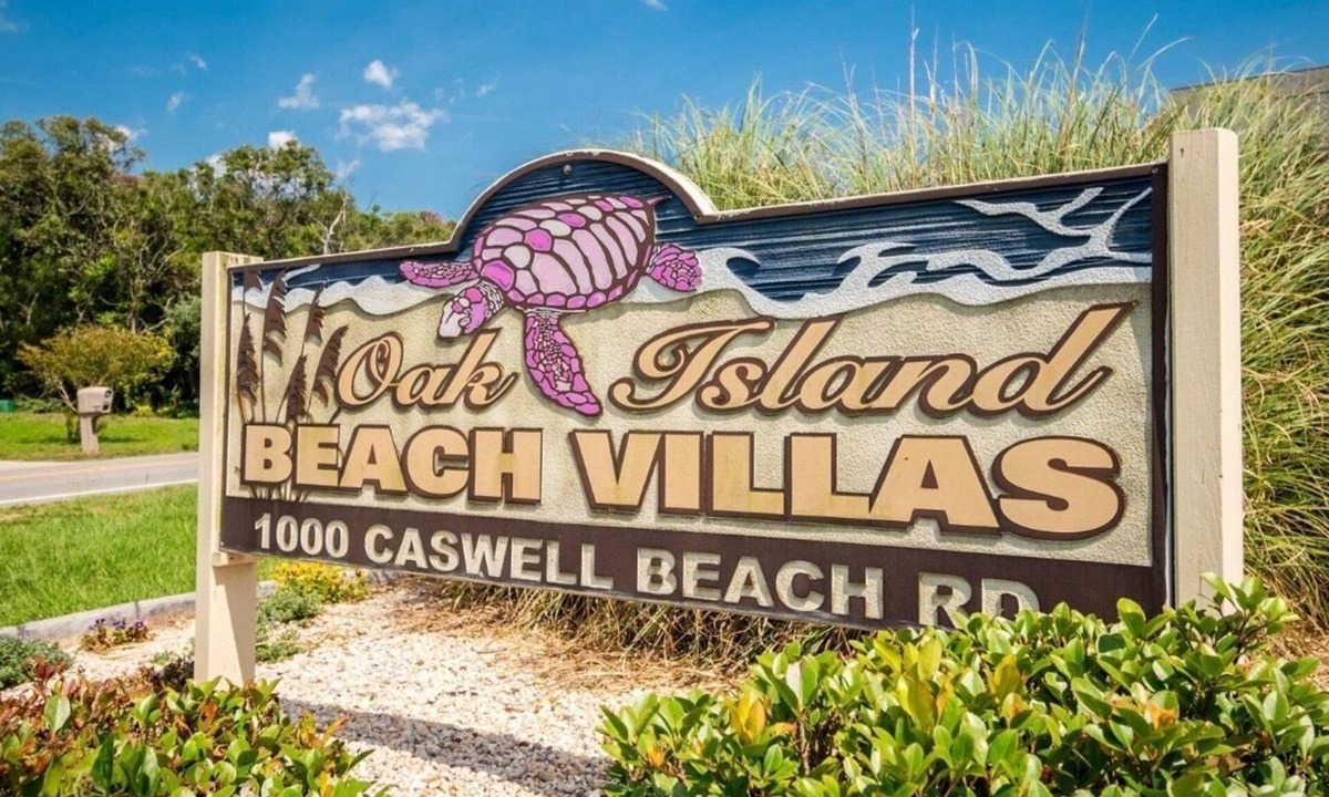 Caswell Beach Condo | Ocean Front Paradise. Relaxing beach front condo with all the comforts of home.