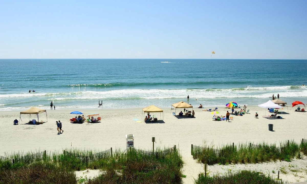 Crescent Beach Condo | Ocean Front with Incredible Views -wifi, pool, corner unit, in-unit washer/dryer