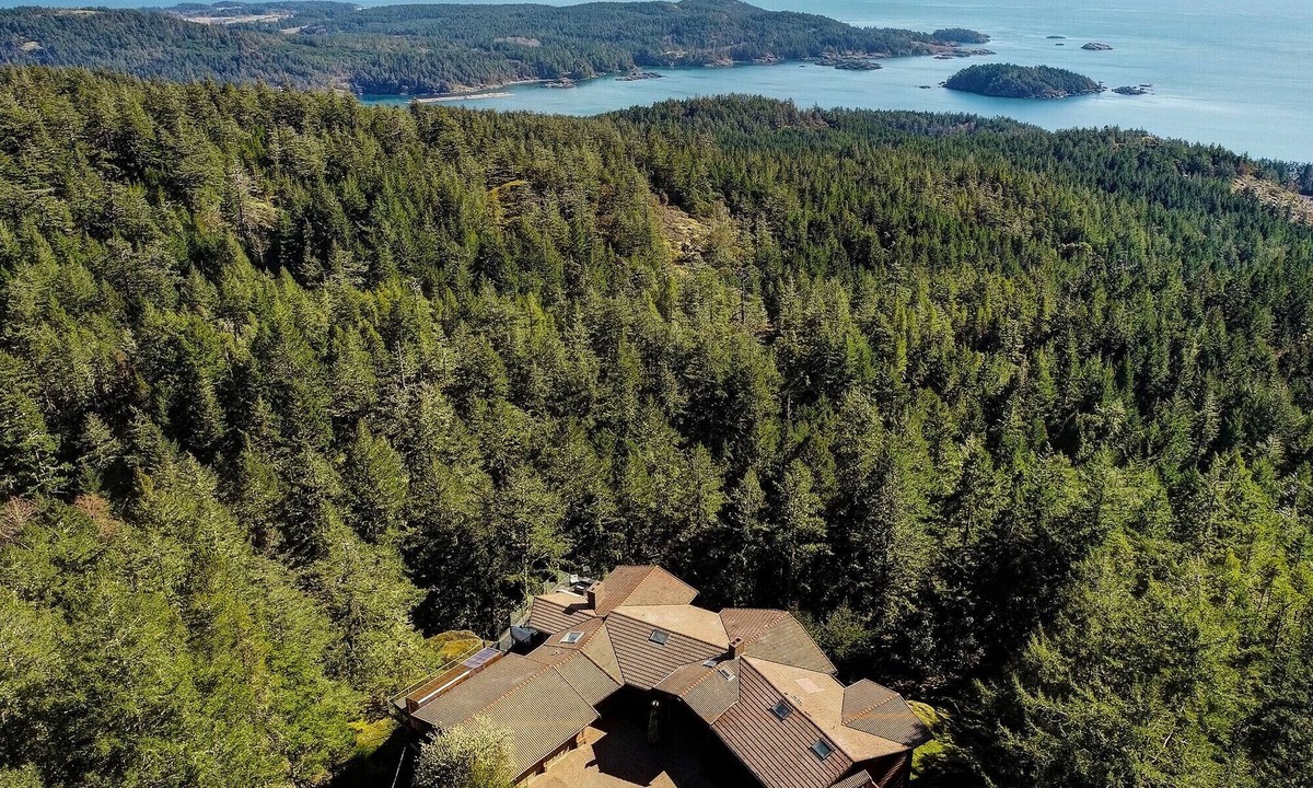 Sooke House | Ocean-view estate surrounded by trees, perched atop Mount Matheson. Sleeps 12!