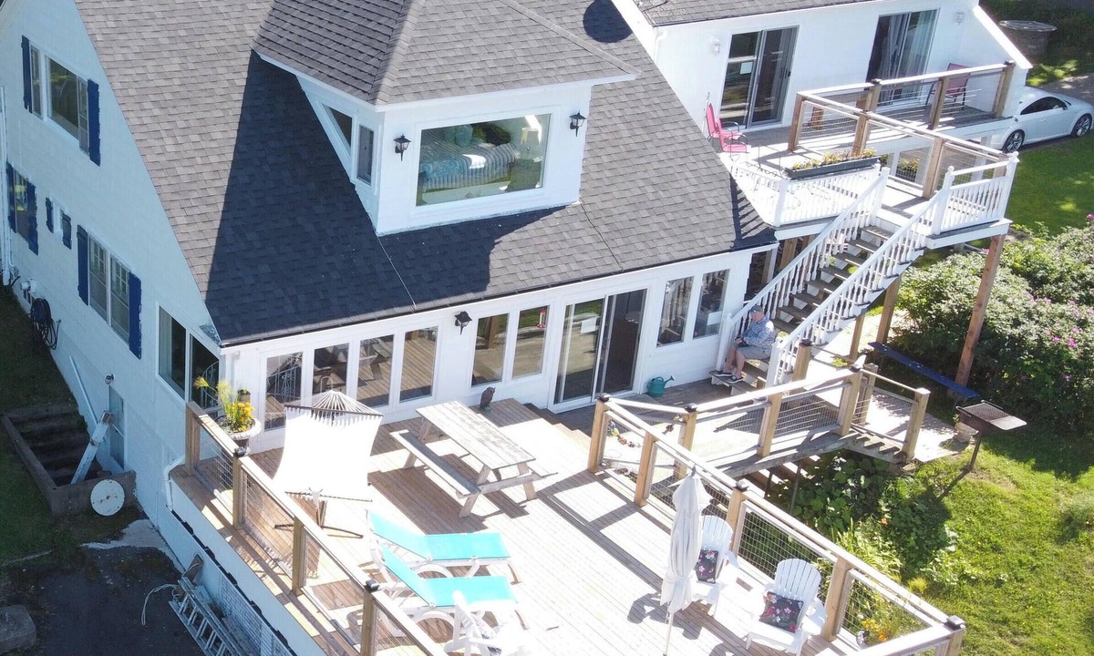 Kings County Apartment | Oceanfront 2BR/Peaceful & Private Escape