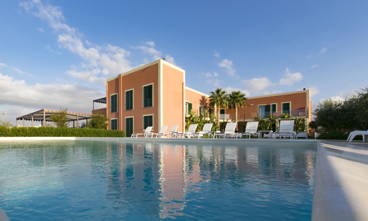 Paceco House | Olea Court Resort