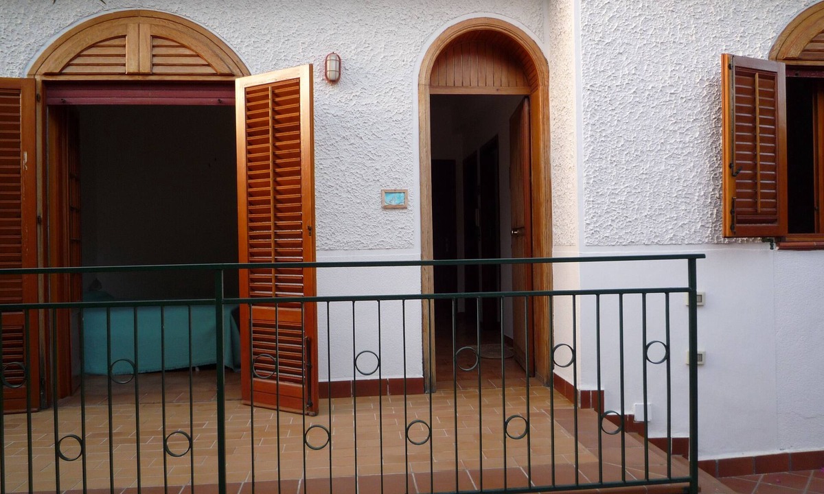 Altavilla Milicia Villa | "Ortensia" apartment in Villa