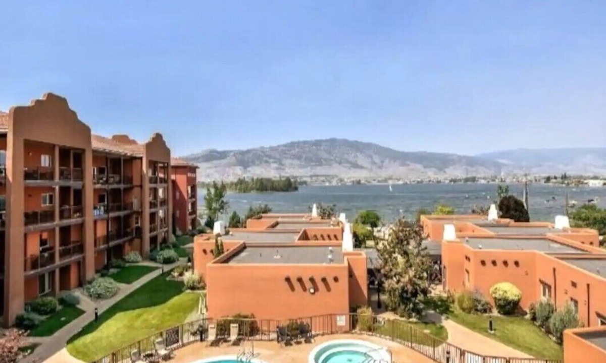 Osoyoos Apartment | Osoyoos Escape - Snowbirds or Summer Adventures for All