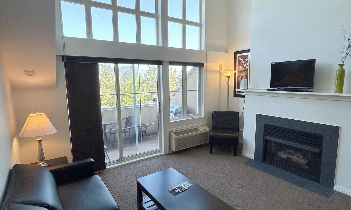 Quail Ridge Apartment | Penthouse Suite - 308