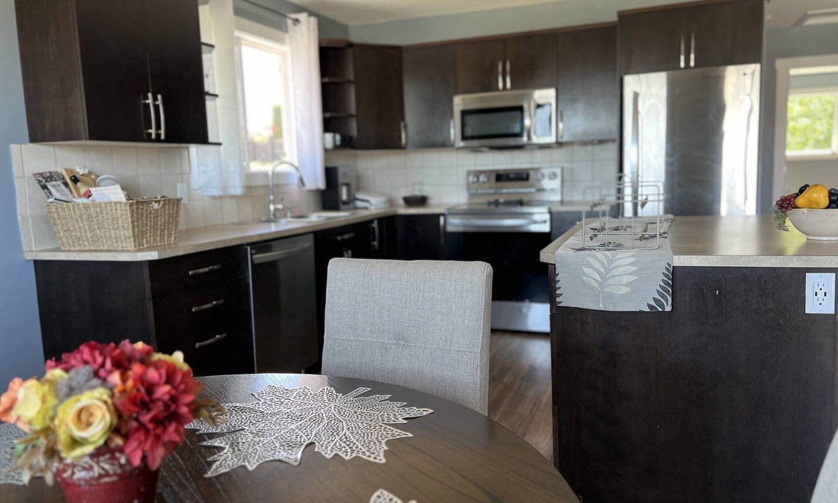 Black Mountain House | Perfect hidden getaway in the heart of Kelowna