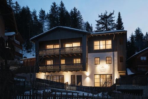 San Vigilio Ski Chalet | Pescosta Chalet Luxury Living