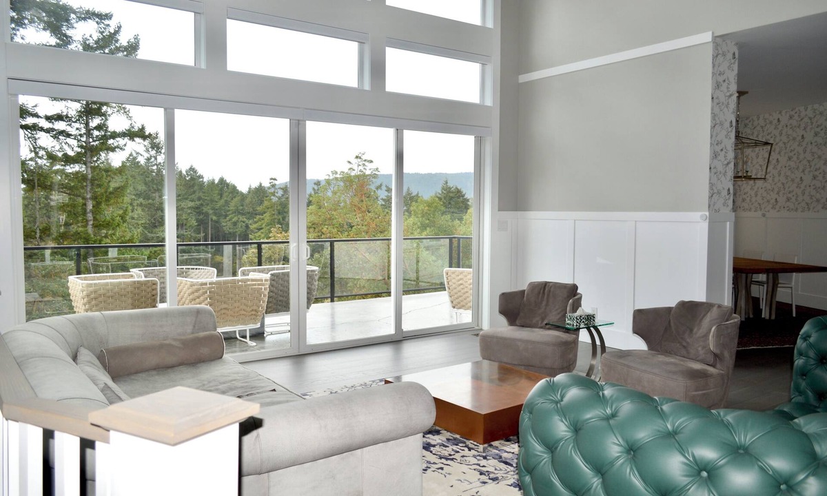 Bear Mountain Resort House | Poolside Fairway Escape on Bear Mountain