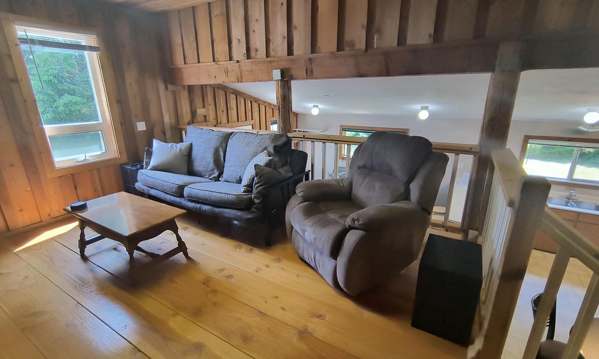 Courtenay House | Private Guesthouse on 74 Acres of Forest