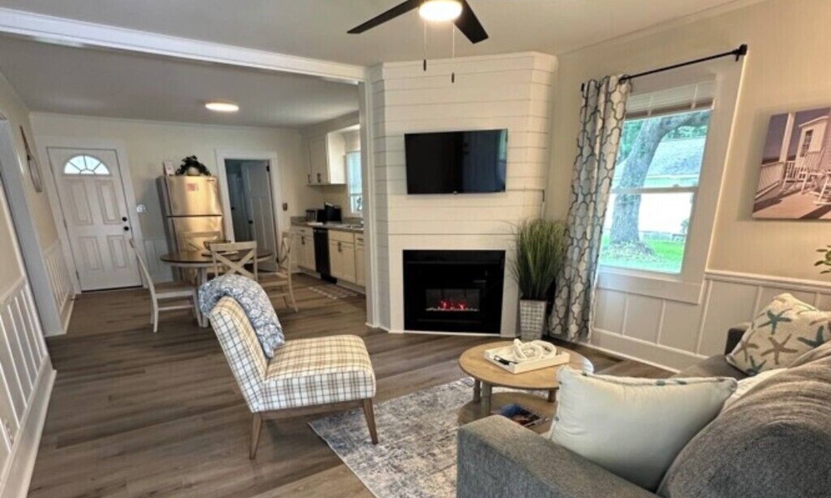 Myrtle Grove House | Private Monkey Junction Getaway - 10 Mins to Carolina Beach!