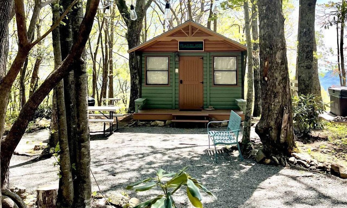 Laurel Ridge Cabin | Private Mountain Sanctuary Cabin Surrounded by Protected Forest in Black Mountain, North Carolina