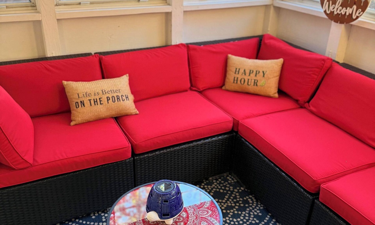 Charleston House | Private Renovated 2BR Charleston Townhome Close to Downtown & Beaches