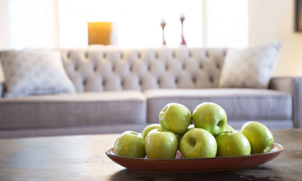South Cambie House | Proximity & Peacefulness! 6 min from downtown I 3 blocks to Canada Line