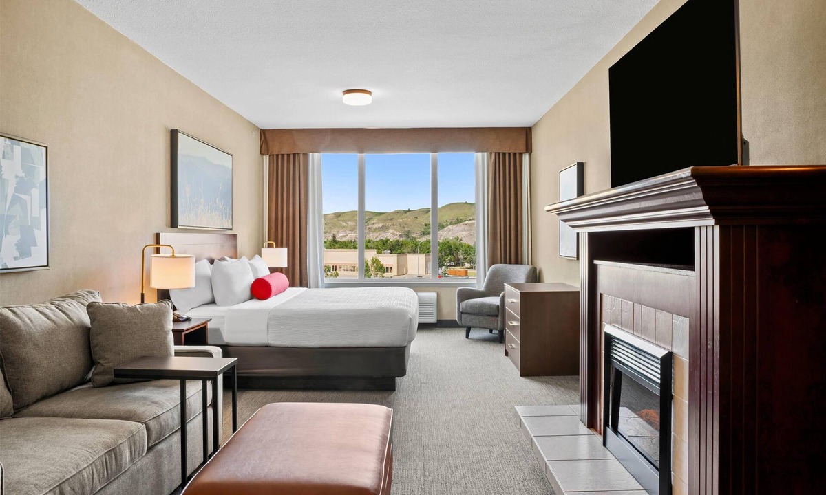 Drumheller Hotel | Ramada by Wyndham Drumheller Hotel & Suites