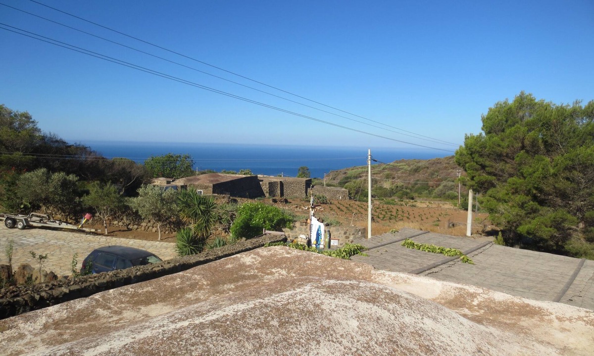 Pantelleria Villa | Red Dammuso