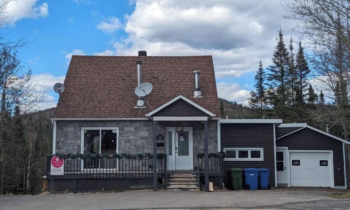 Saint-David-de-Falardeau Ski Chalet | Renard| Tavata Chalets | Valinouët