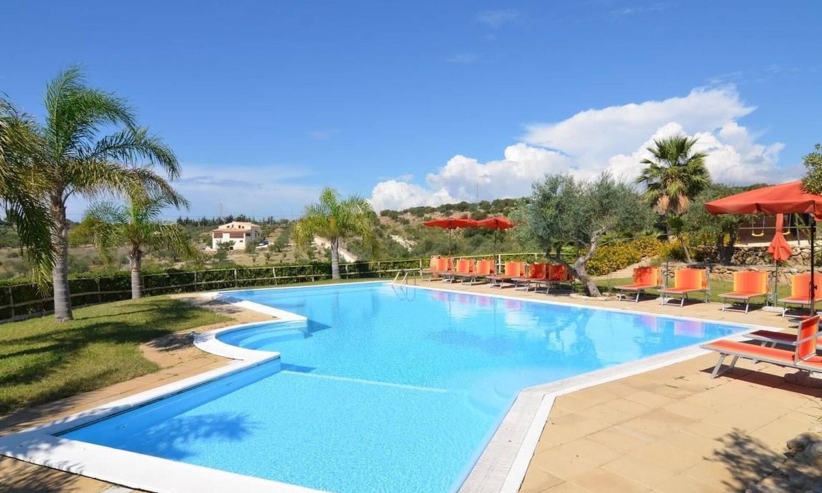 Sciacca Apartment | Residence La Luna nel pozzo - Appartamento Ciclamino by Interhome