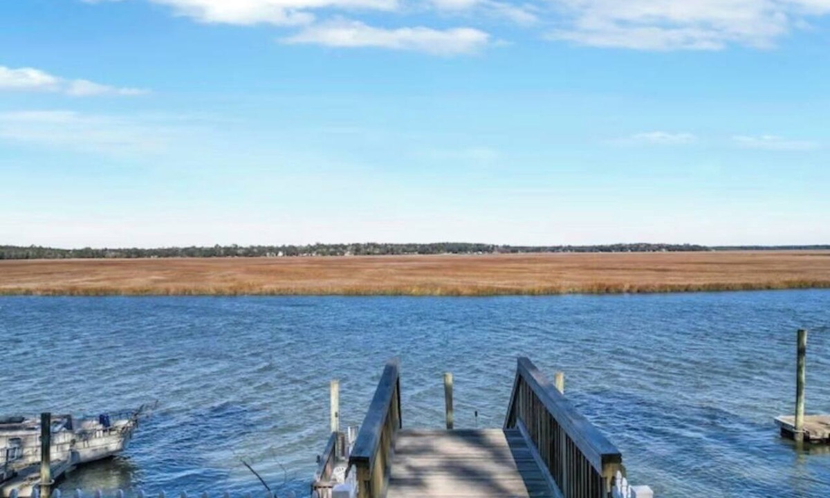 Townsend House | River Retreat, a tranquil 3-BR-2 bath cottage on the Sapelo River in Crescent
