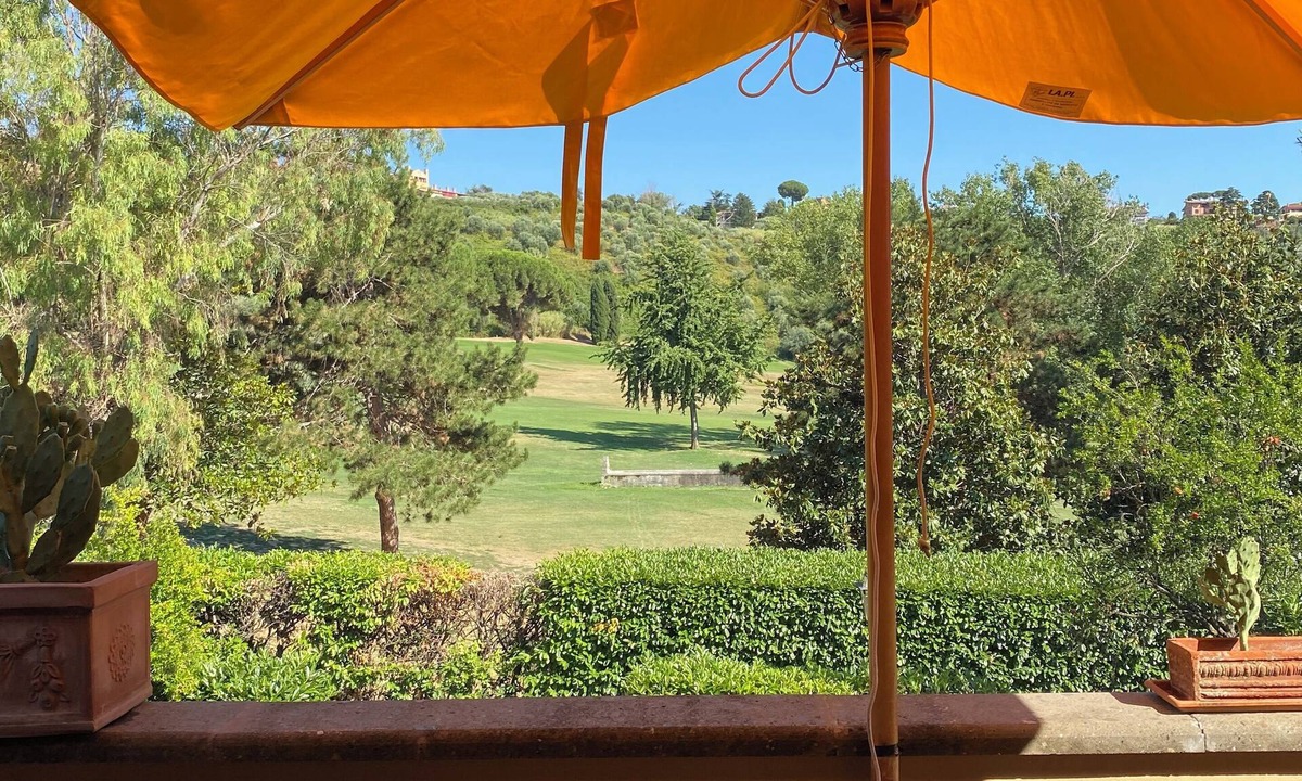 Castel Gandolfo Apartment | Romantic apartment located above hole 1 of Castel Gandolfo Golf Club.