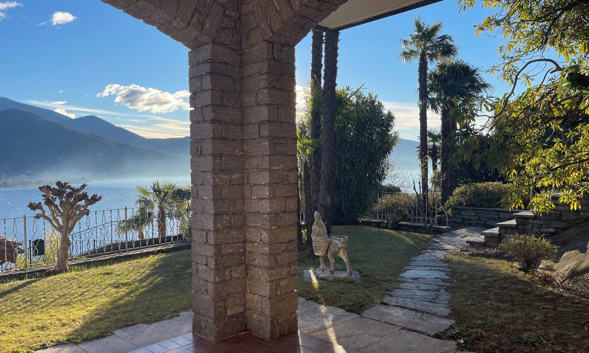 Cannobio Apartment | Romantic holiday apartment with a great view of the lake