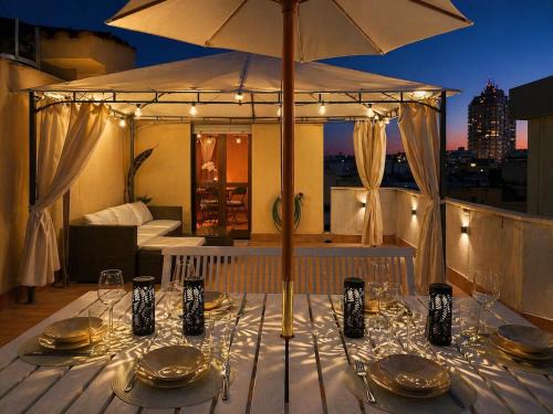 Nettuno Apartment | Rooftop Penthouse - Sea & Mountain Views - Rome