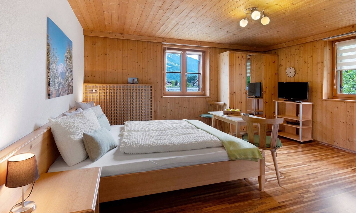 Castelbello-Ciardes Apartment | Room 'Golden' with Mountain View, Shared Terrace and Wi-Fi