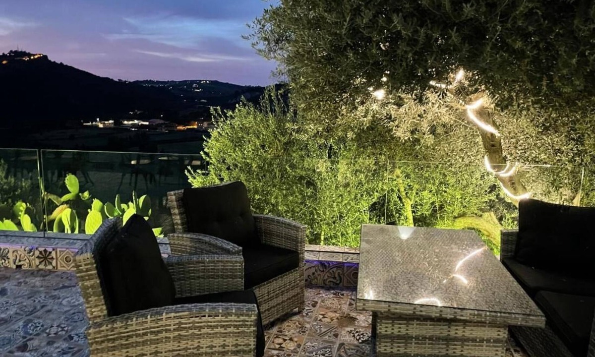 Villaggio Mose Bed & Breakfast | Room in B&B - Relais Dea Degli Ulivi House