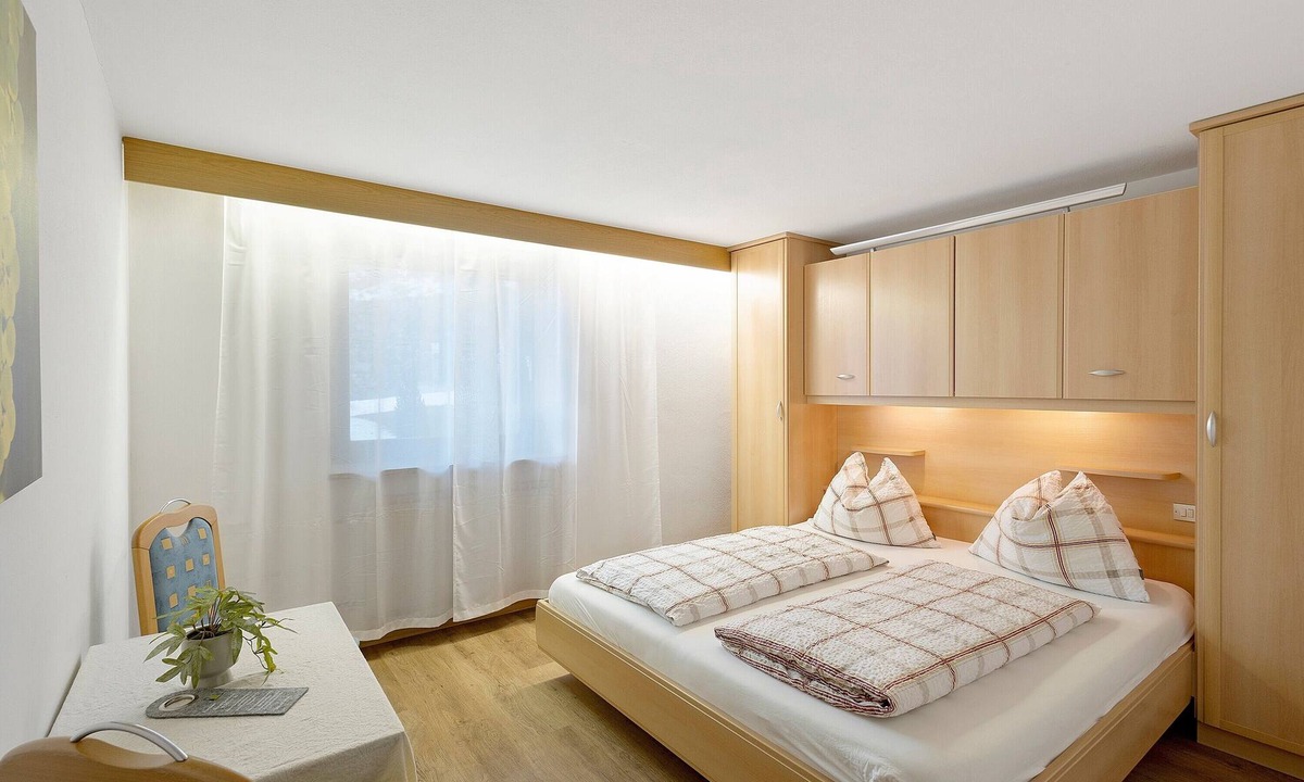 Valle Aurina Apartment | Room 'Pension Waldheim 1' with Mountain View, Shared Garden and Wi-Fi