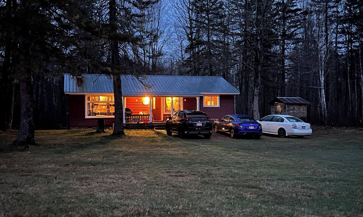 Bloomfield Ridge Cabin | Rustic Fishing Lodge located on the Main Southwest Miramichi