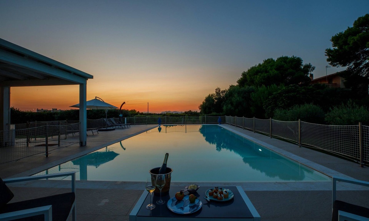 San Leonardo Villa | Salicornia Villa with pool and jacuzzi Egadi islands view