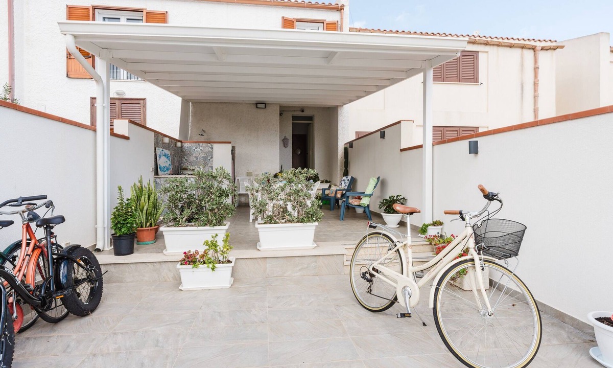 San Vito Lo Capo Apartment | 'Sanvitoamare' with Terrace, Wi-Fi, and Air Conditioning