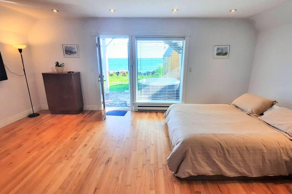 Eastern Passage Apartment | Seafront, year-round hot tub, 1-bedroom Studio